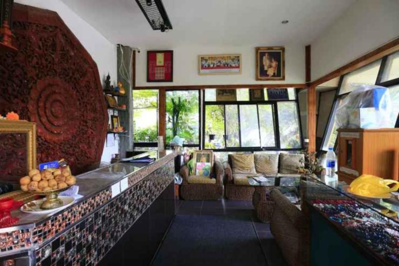 Platinum Place Bangkok Exterior photo