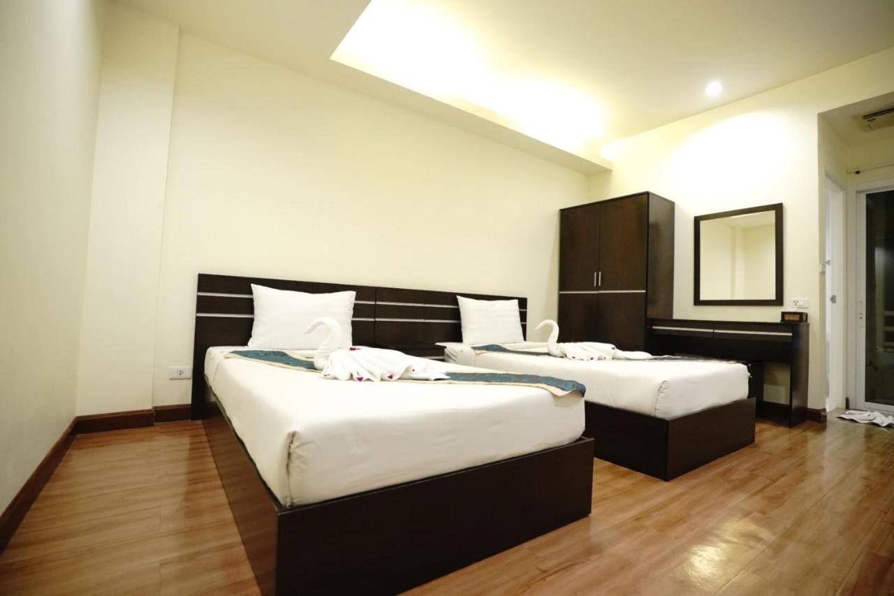 Platinum Place Bangkok Exterior photo
